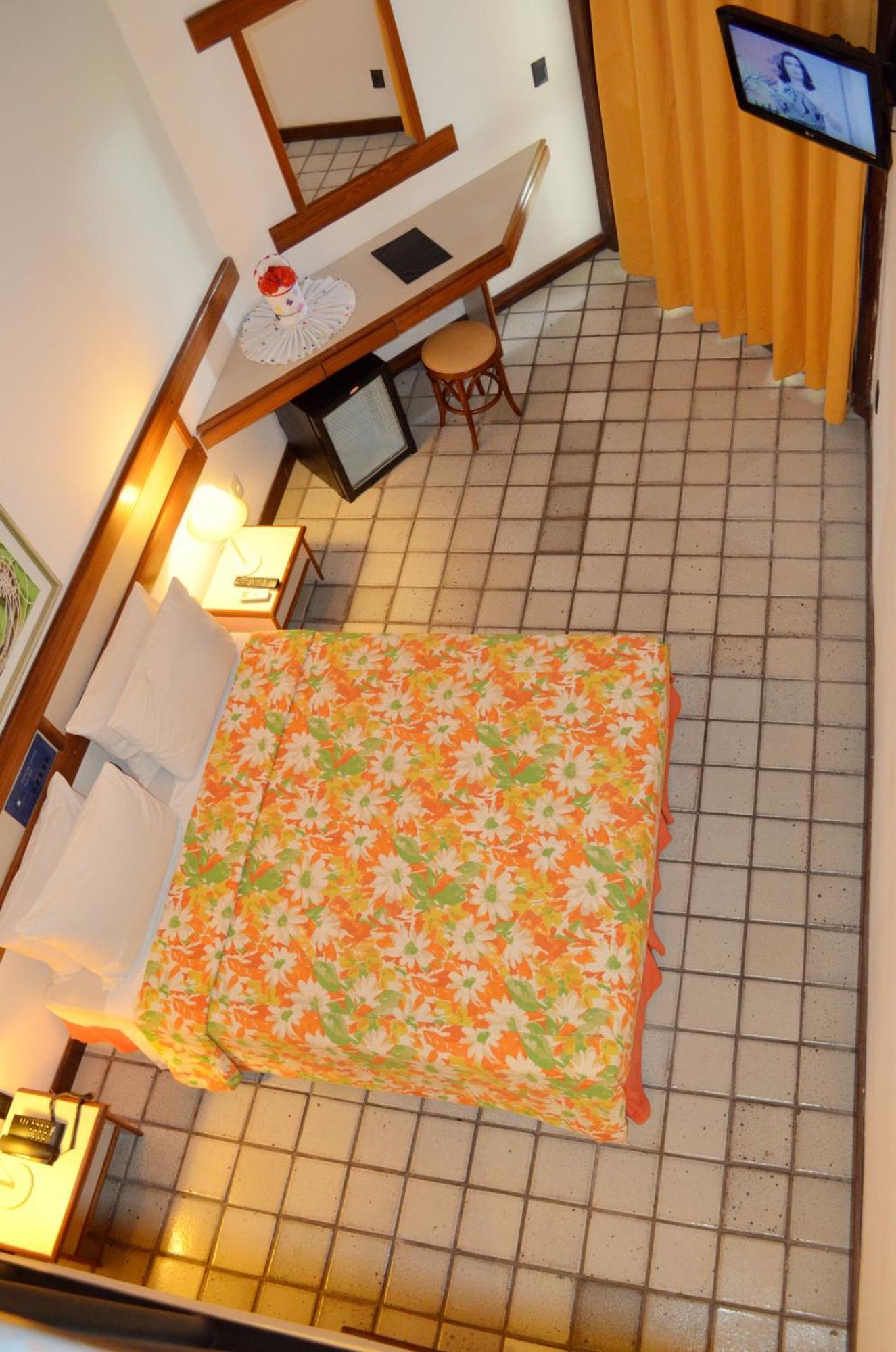 Quarto Familiar com Vista Mar